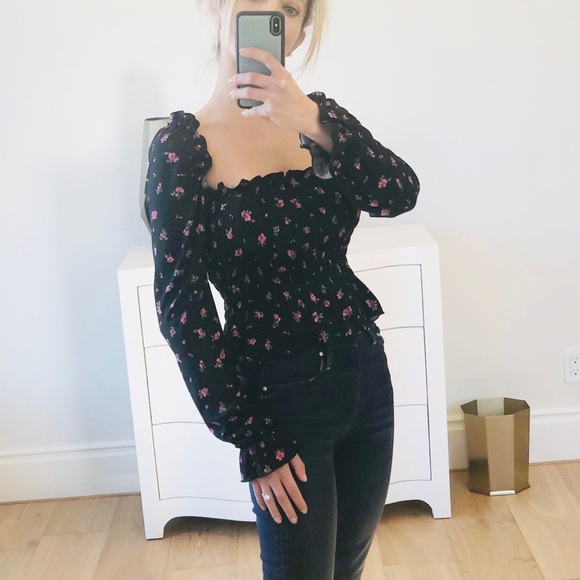 LAST 1! Black Floral Print Long Sleeve Ruffle Top - Picture 4 of 6